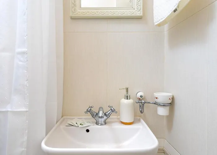 아파트 1br In The Center With Free Street Parking And Designated Workspace *