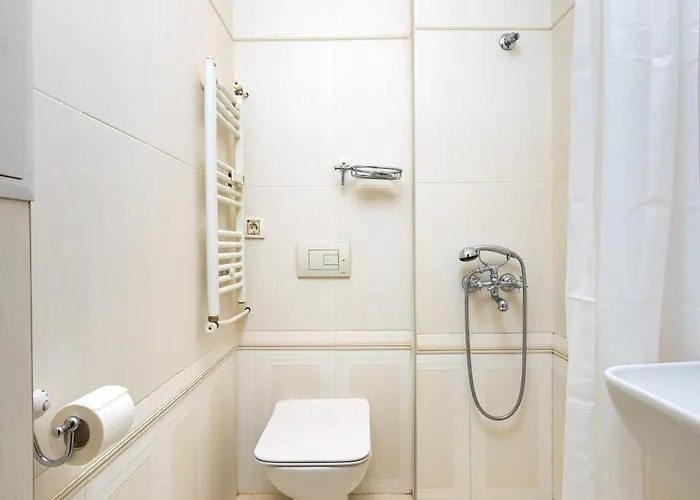 1br In The Center With Free Street Parking And Designated Workspace *