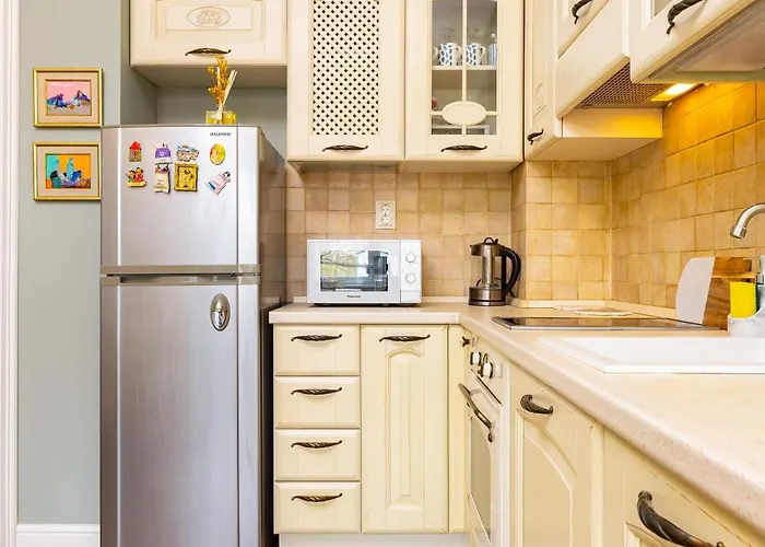 아파트 1br In The Center With Free Street Parking And Designated Workspace 플로브디프