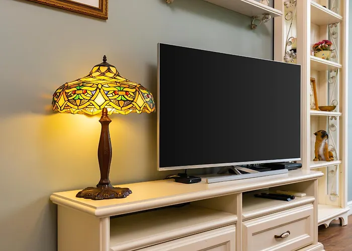 1br In The Center With Free Street Parking And Designated Workspace * 플로브디프