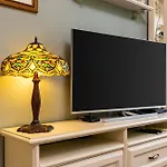 1br In The Center With Free Street Parking And Designated Workspace * Пловдив