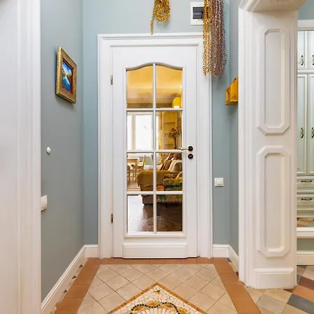 Apartment 1br In The Center With Free Street Parking And Designated Workspace Plovdiv