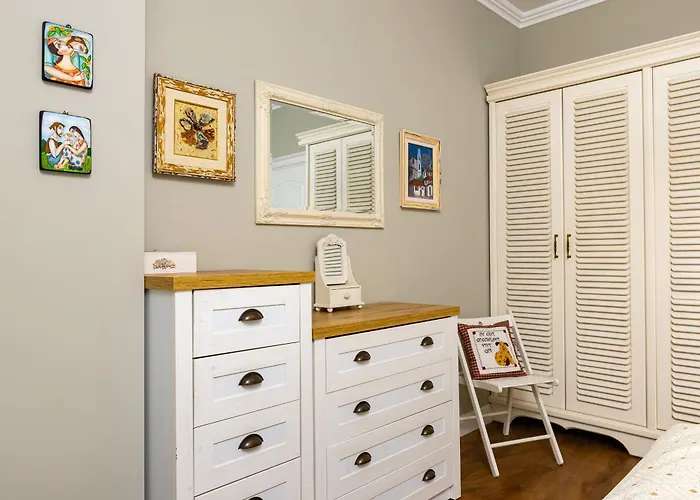 Apartment 1br In The Center With Free Street Parking And Designated Workspace Plovdiv