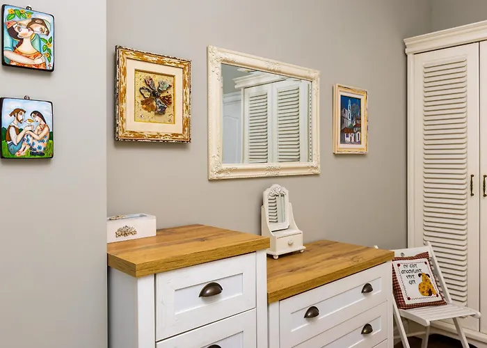 1br In The Center With Free Street Parking And Designated Workspace Apartment Plovdiv