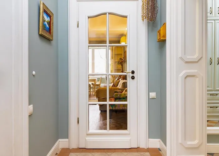 Apartment 1br In The Center With Free Street Parking And Designated Workspace Plovdiv